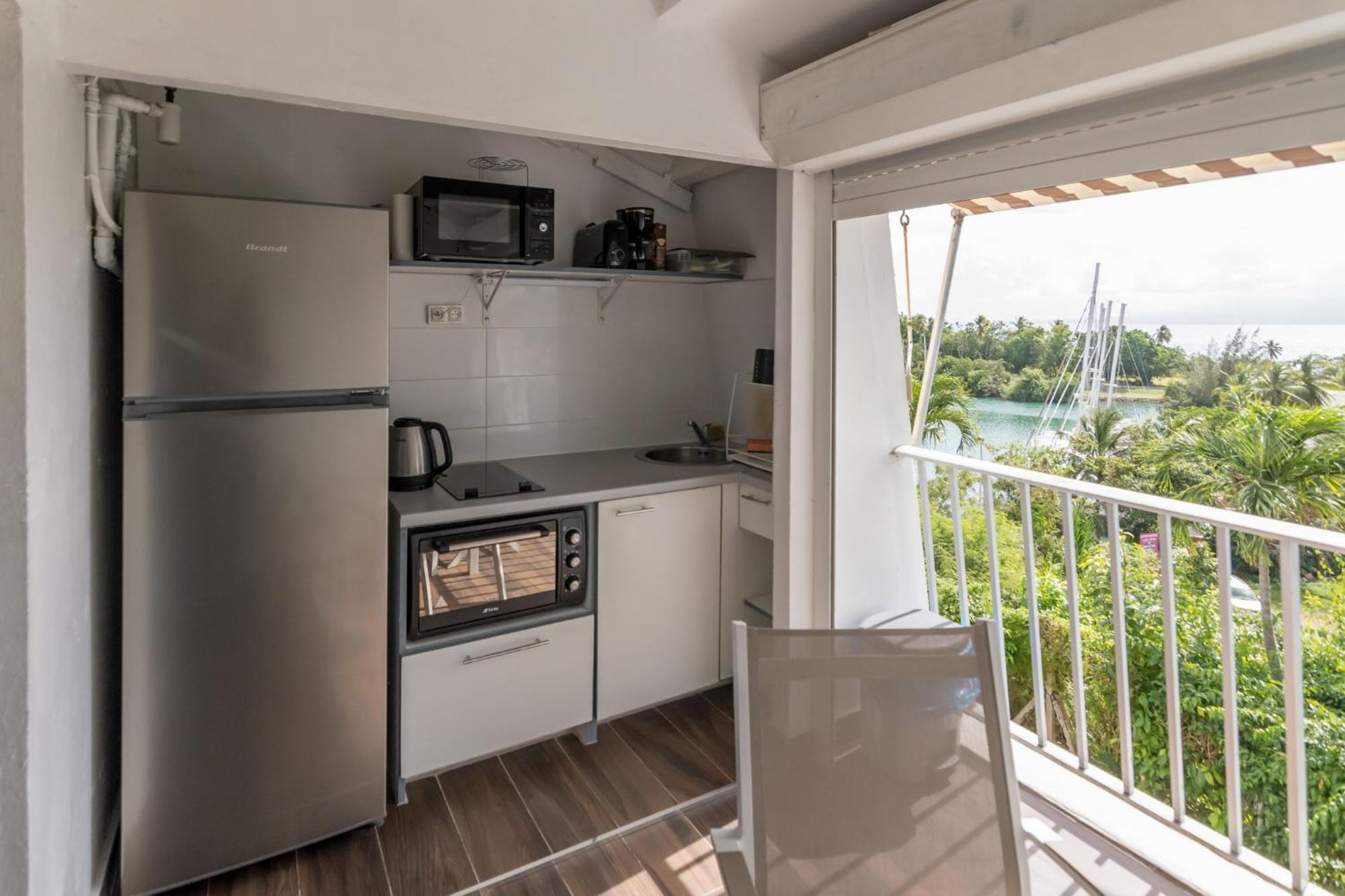 Superbe Studio En Duplex, Vue Sur Mer Et Piscine Apartment Le Gosier  Ngoại thất bức ảnh
