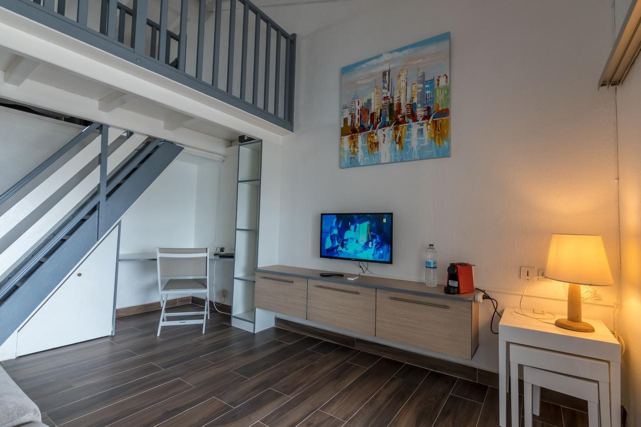 Superbe Studio En Duplex, Vue Sur Mer Et Piscine Apartment Le Gosier  Ngoại thất bức ảnh