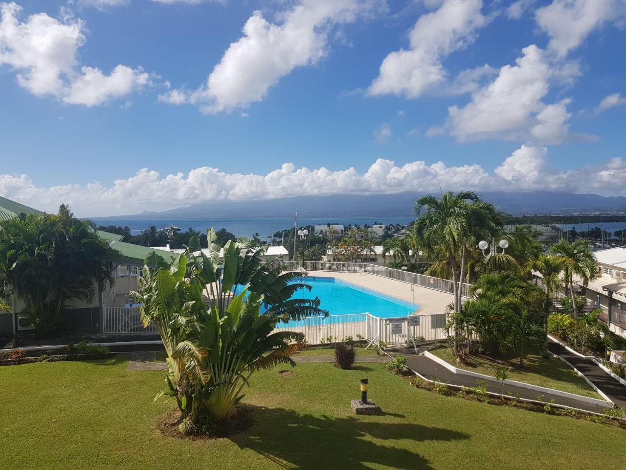Superbe Studio En Duplex, Vue Sur Mer Et Piscine Apartment Le Gosier  Ngoại thất bức ảnh